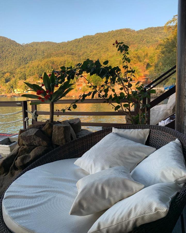 Pousada Conves - Ilha Grande Praia de Araçatiba Kültér fotó