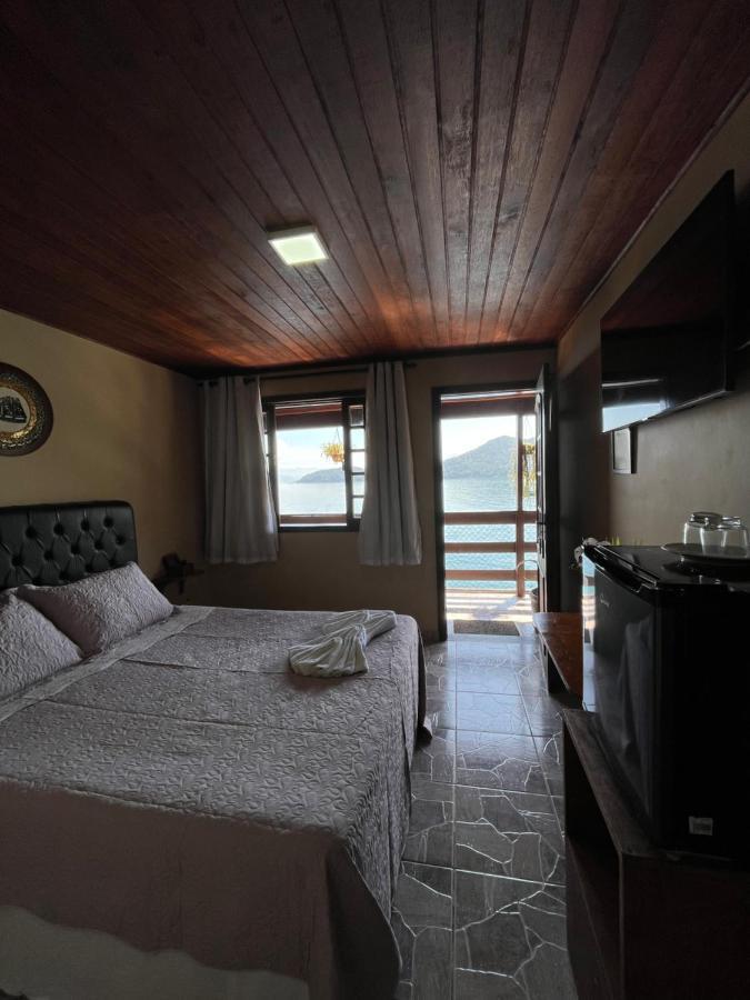 Pousada Conves - Ilha Grande Praia de Araçatiba Kültér fotó